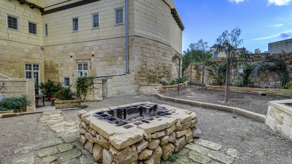 Zabbar Converted House of Character's Image 11