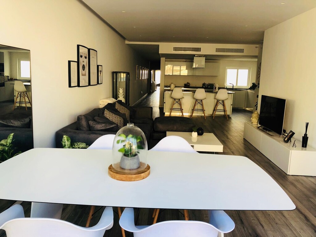 Malta-furnished-penthouse-christies-malta