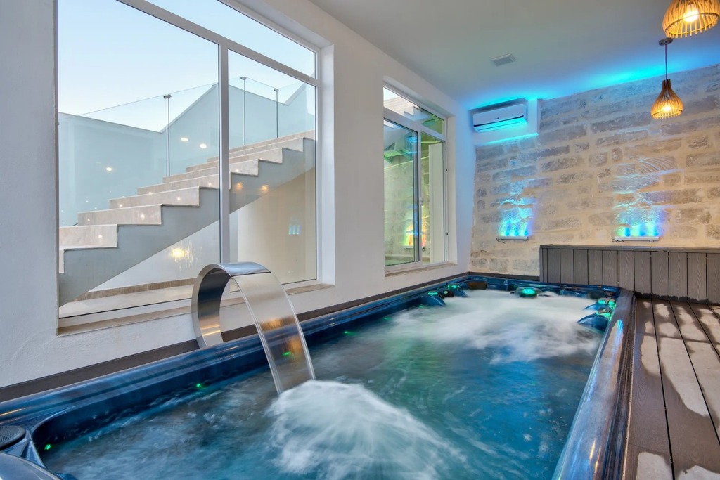 Santa Maria Estate Furnished Villa's Image 8