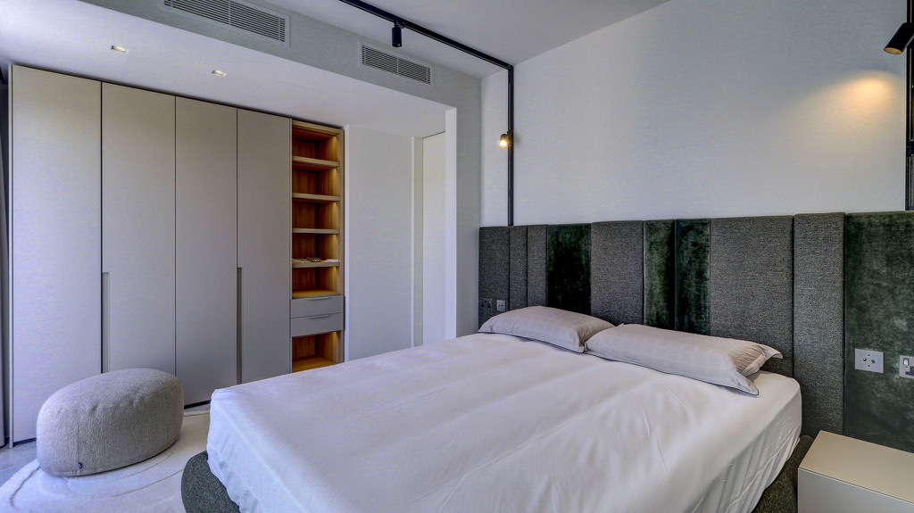 Sliema Luxury Seafront Penthouse's Image 12