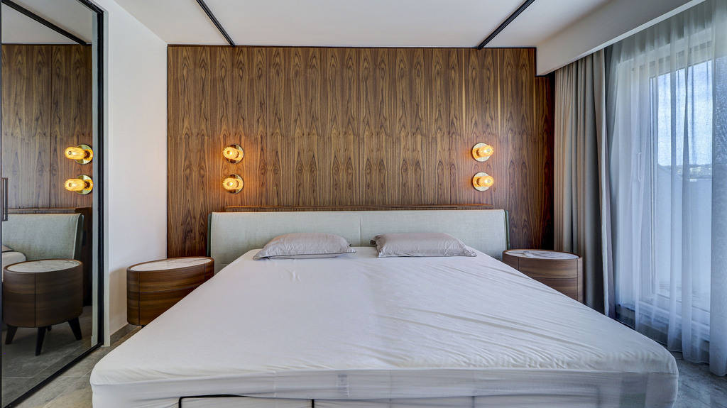 Sliema Luxury Seafront Penthouse's Image 10
