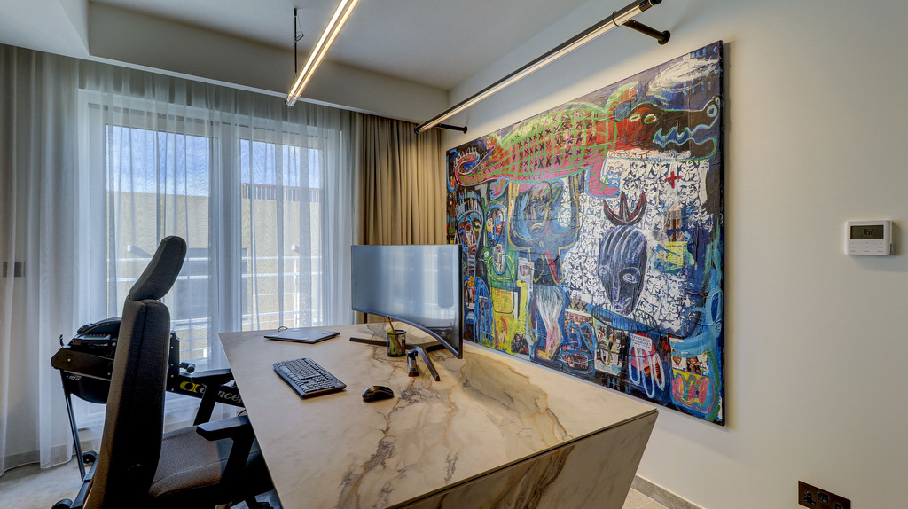 Sliema Luxury Seafront Penthouse's Image 7
