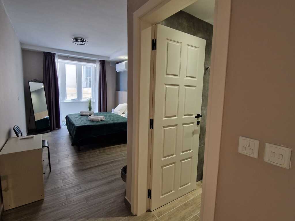 Sliema Furnished Apartment's Image 4