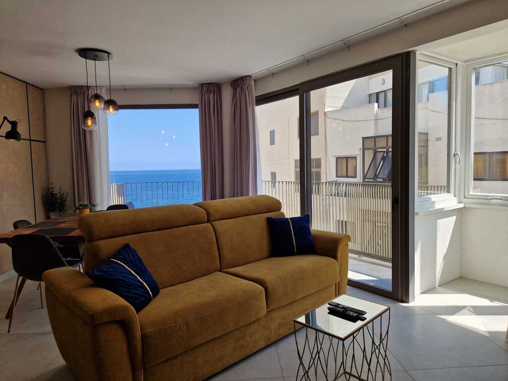 sliema-prime-location-apartment-christies-malta