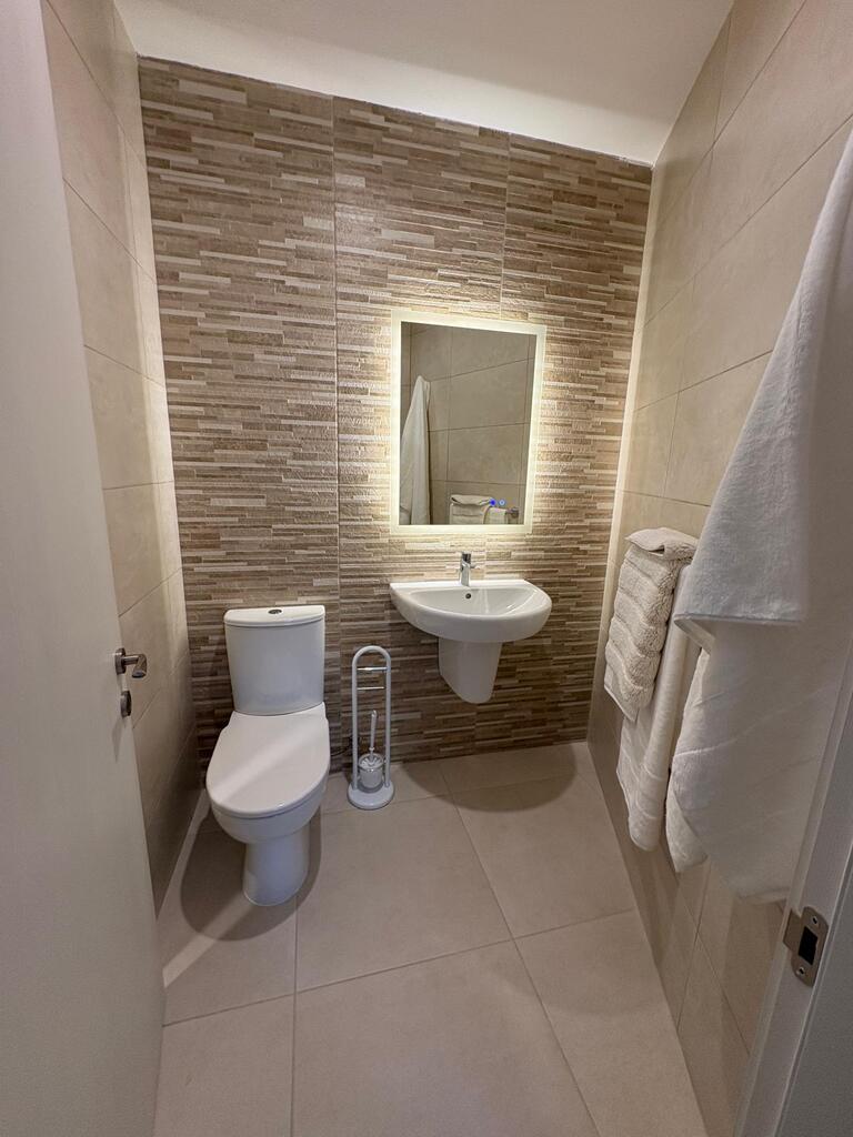 Sliema Furnished Apartment's Image 10