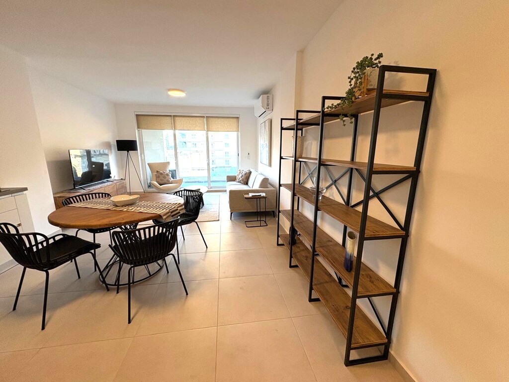 Sliema Furnished Apartment's Image 3