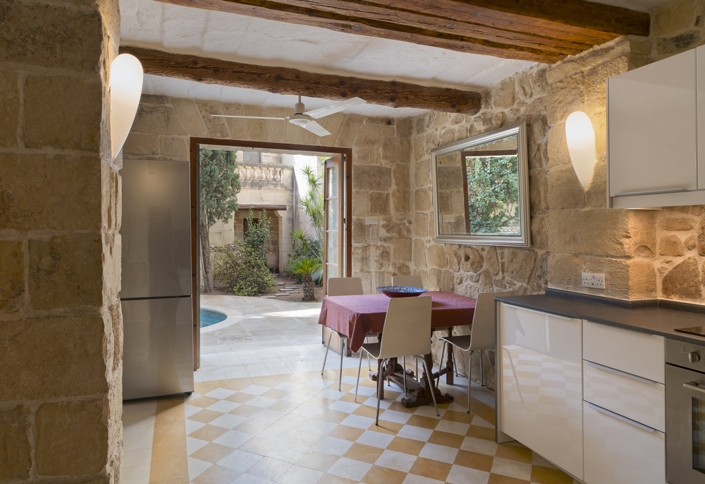 Burmarrad Furnished House of Character's Image 7