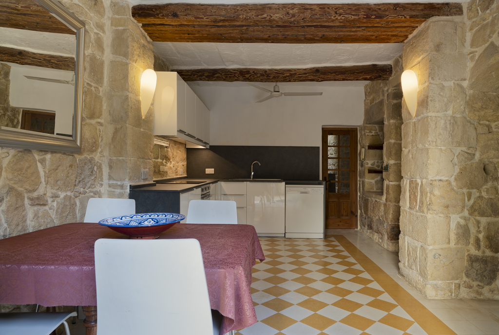 Burmarrad Furnished House of Character's Image 8