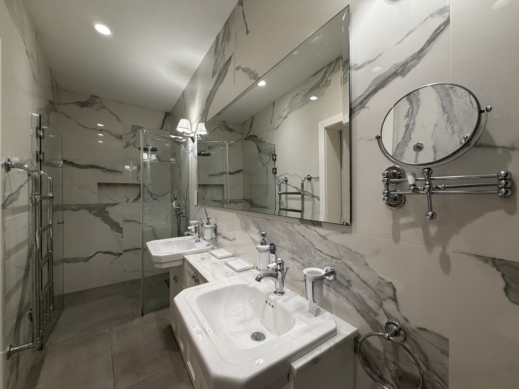 Sliema Furnished Apartment's Image 8