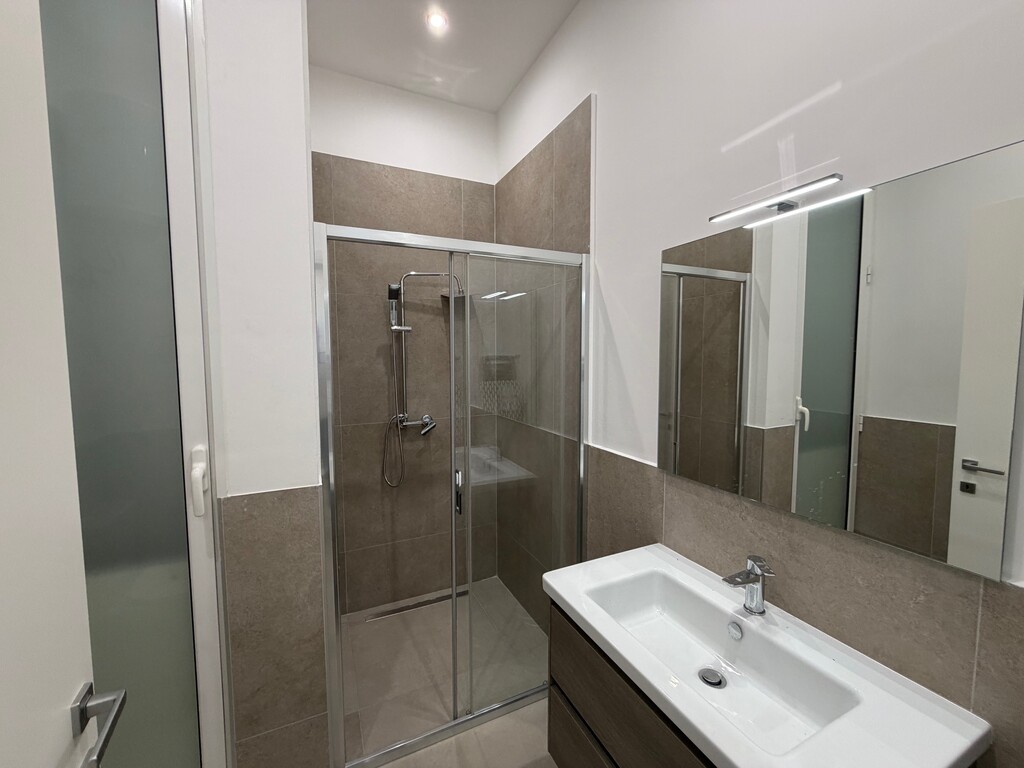 Sliema Furnished Apartment's Image 5