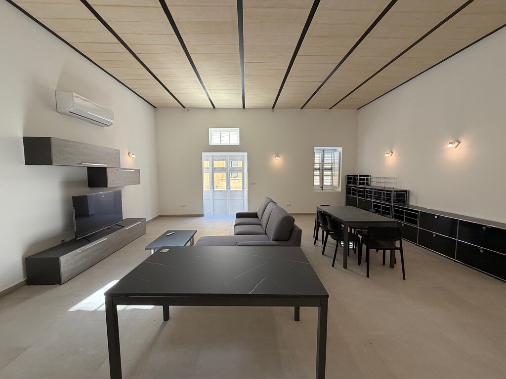 Sliema-furnished-3-bedroom-apartment-christies-malta