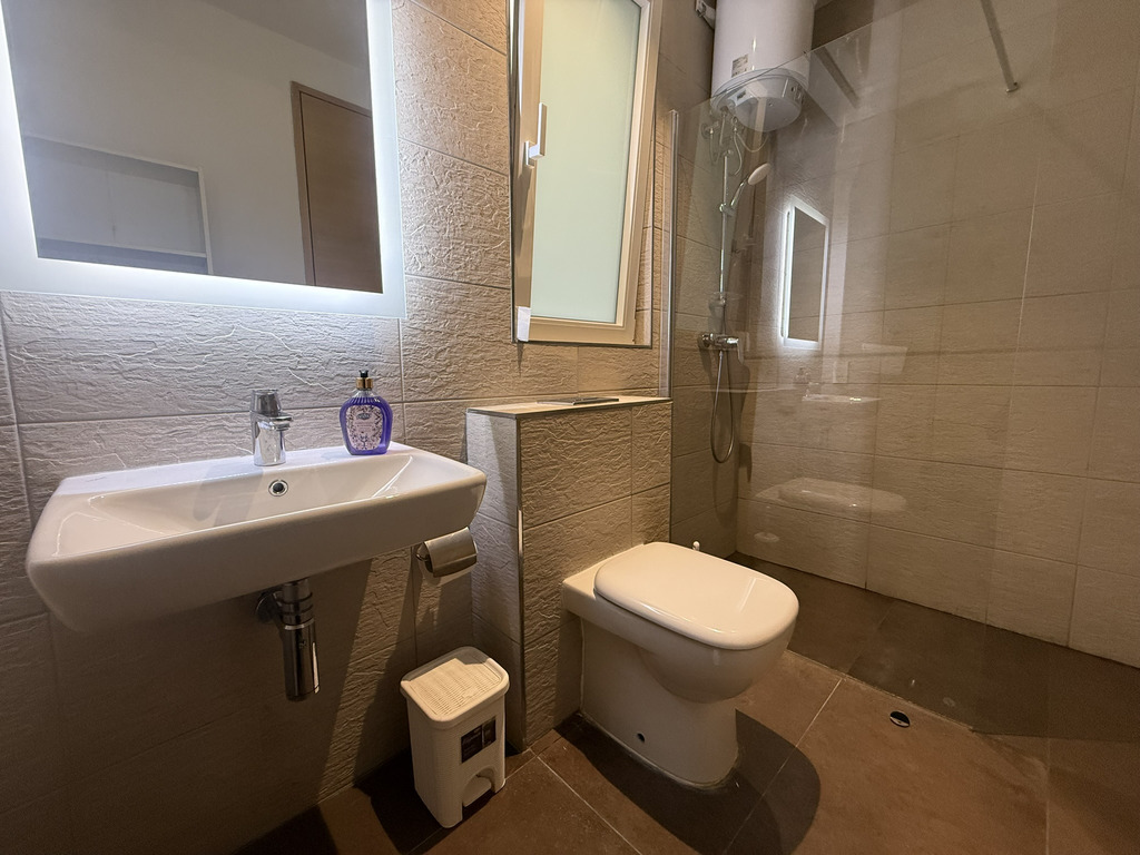 Sliema Furnished Apartment's Image 14