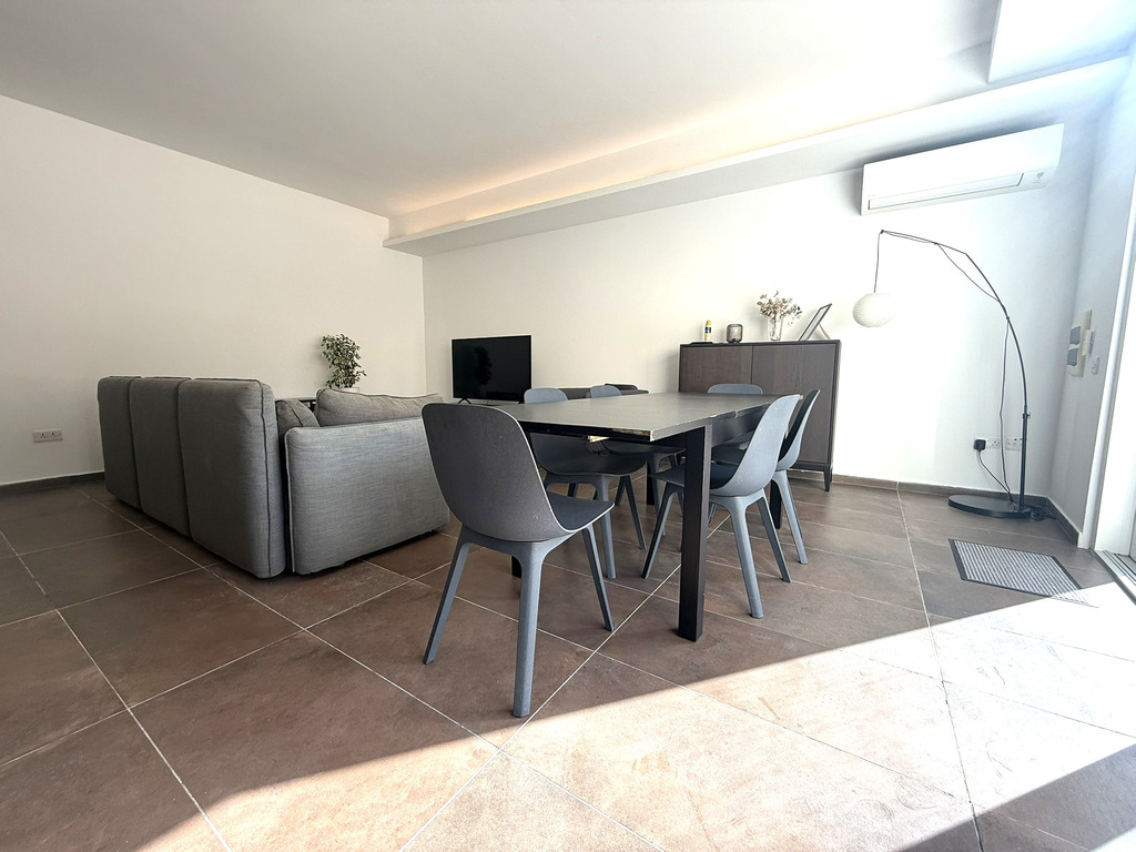 Sliema-apartment-to-let-christies-malta