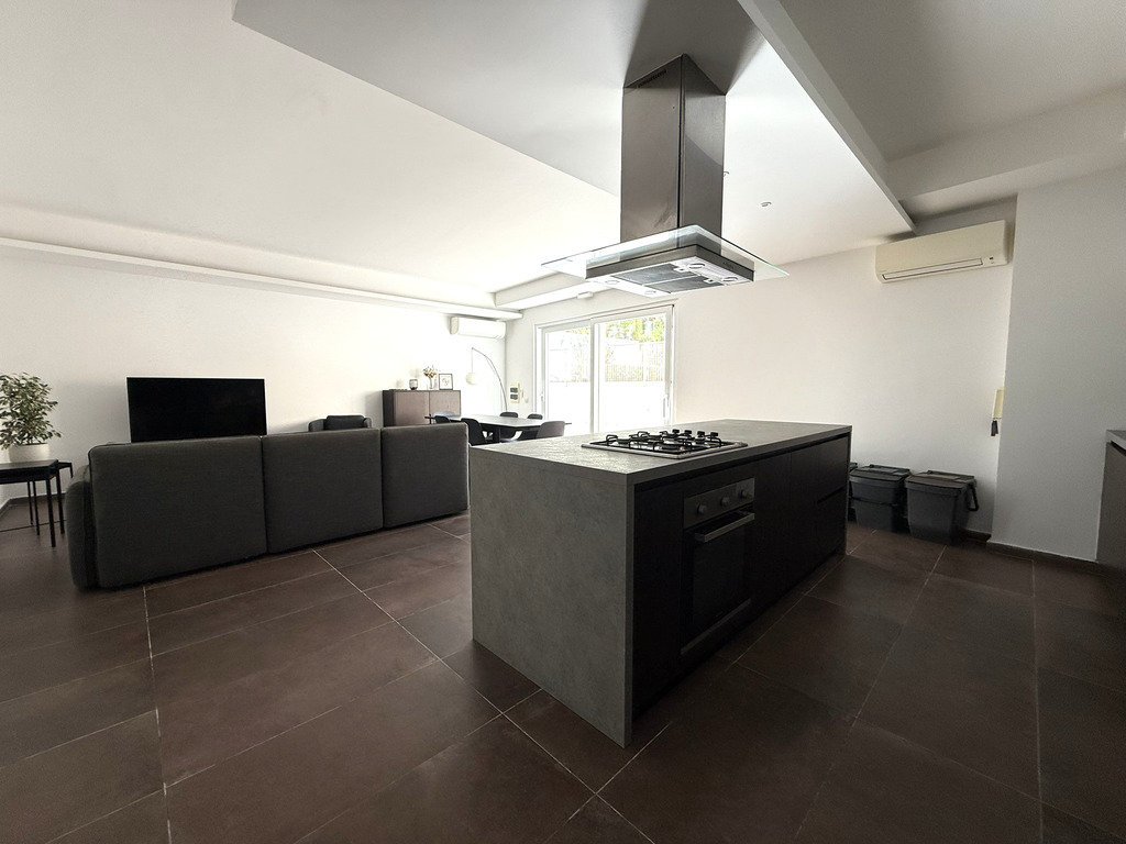 Sliema-family-friendly-christies-malta