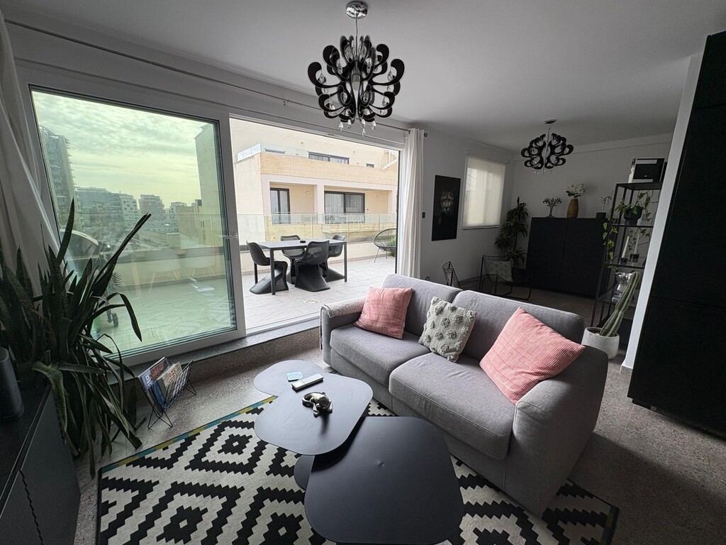 Sliema-penthouse-for-rent-christies-malta
