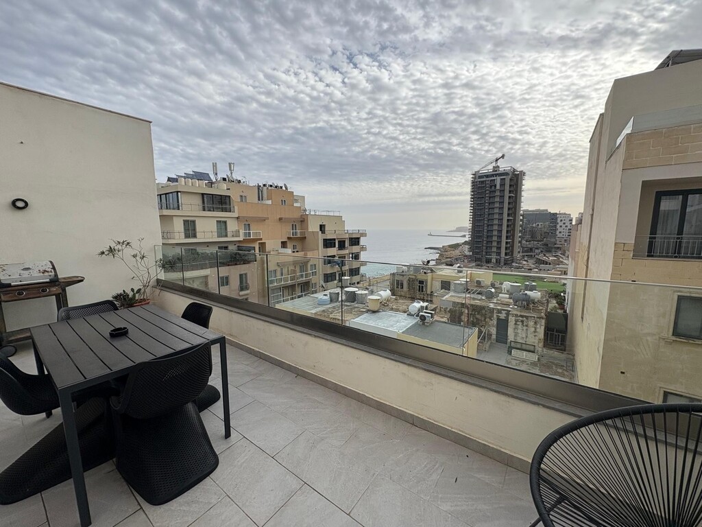 Sliema Furnished Penthouse's Image 4