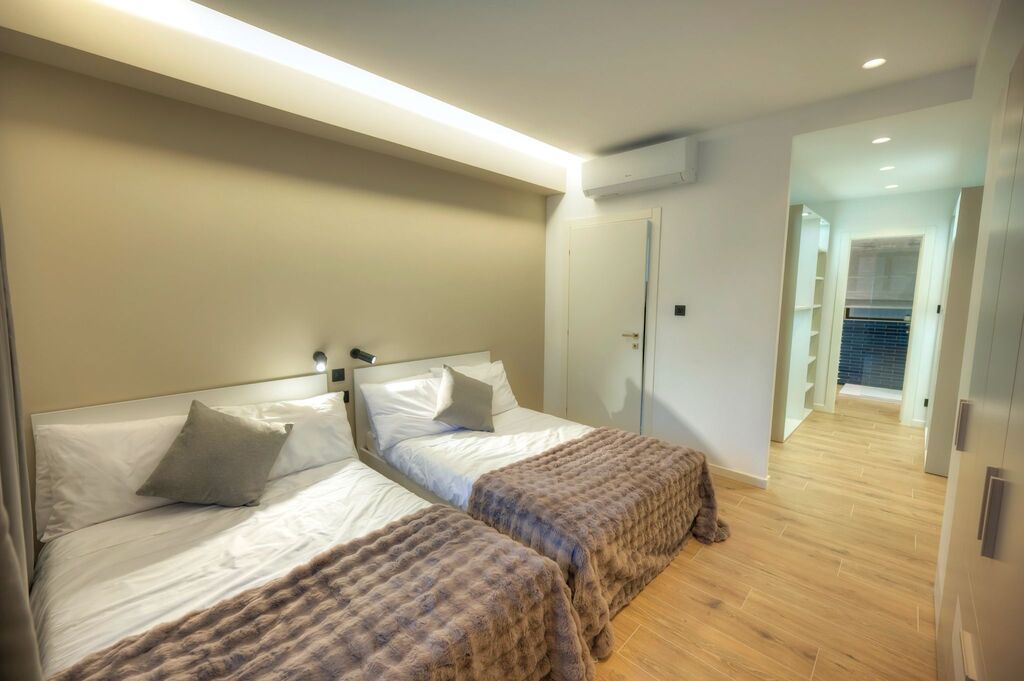 Sliema Seafront Apartment's Image 4