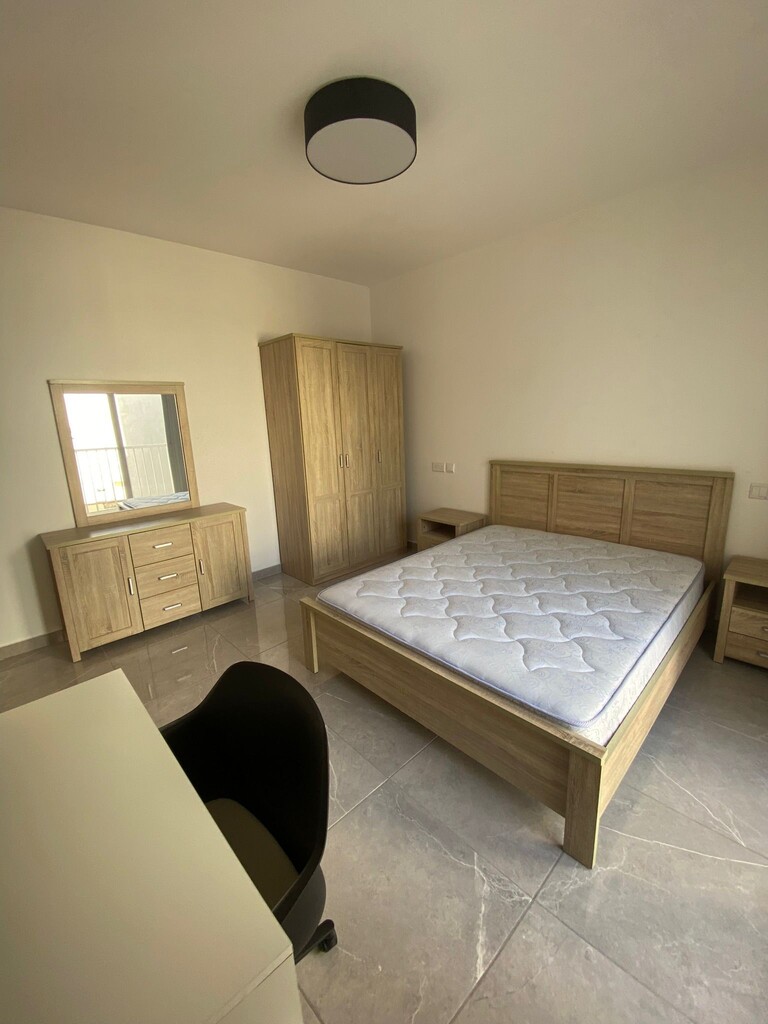 Swieqi Furnished Duplex Penthouse's Image 7