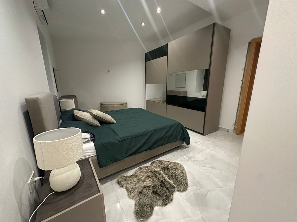 Sliema Furnished Apartment's Image 3