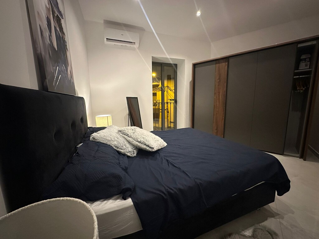 Sliema Furnished Apartment's Image 4