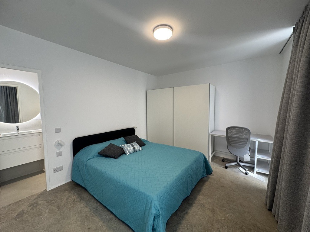 Sliema Furnished Apartment's Image 4