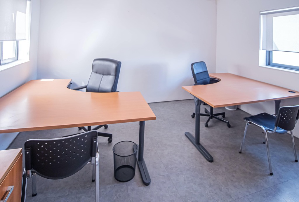 Ta' Xbiex Fully Equipped Office's Image 5