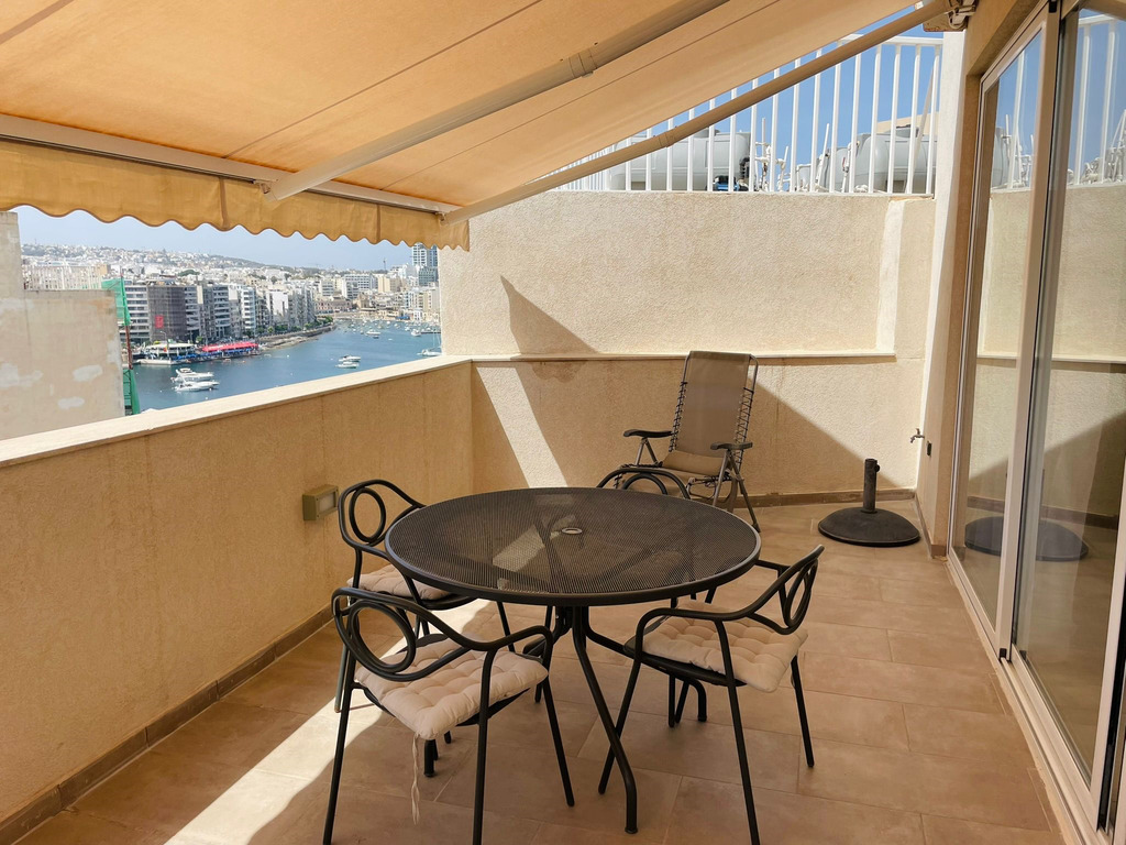 Sliema Furnished Duplex Penthouse's Image 9