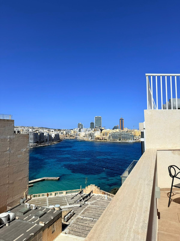 Sliema Furnished Duplex Penthouse's Image 7