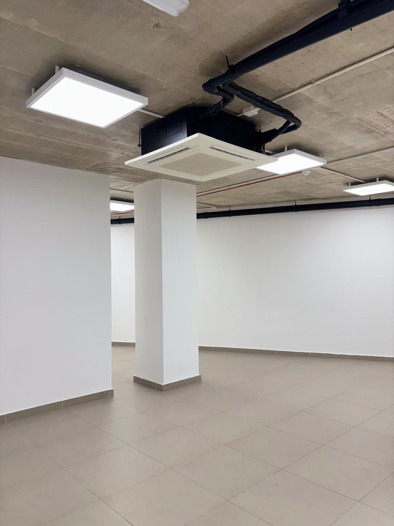 Gzira Commercial Premises's Image 2