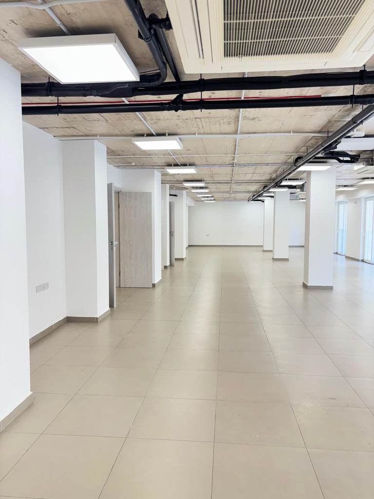 Gzira Commercial Premises's Image 2