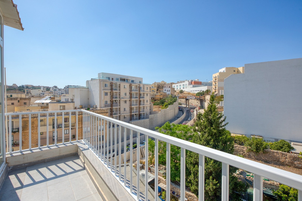 Msida Furnished Penthouse's Image 11