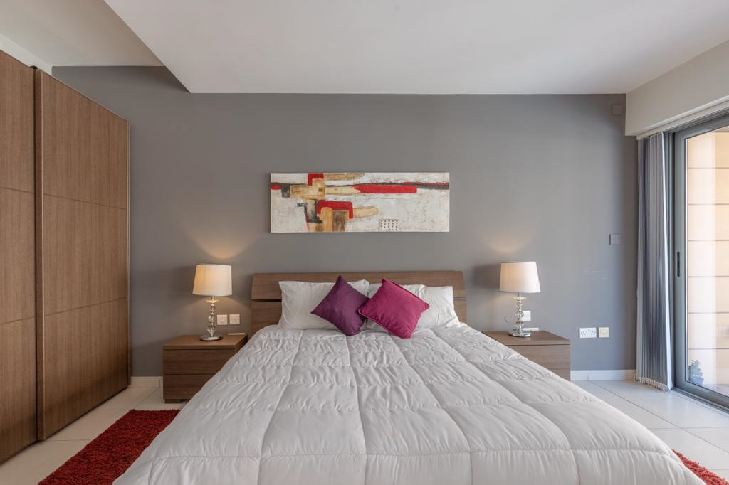 Portomaso Furnished Duplex Apartment's Image 11