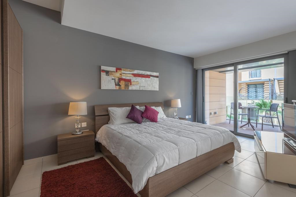 Portomaso Furnished Duplex Apartment's Image 8