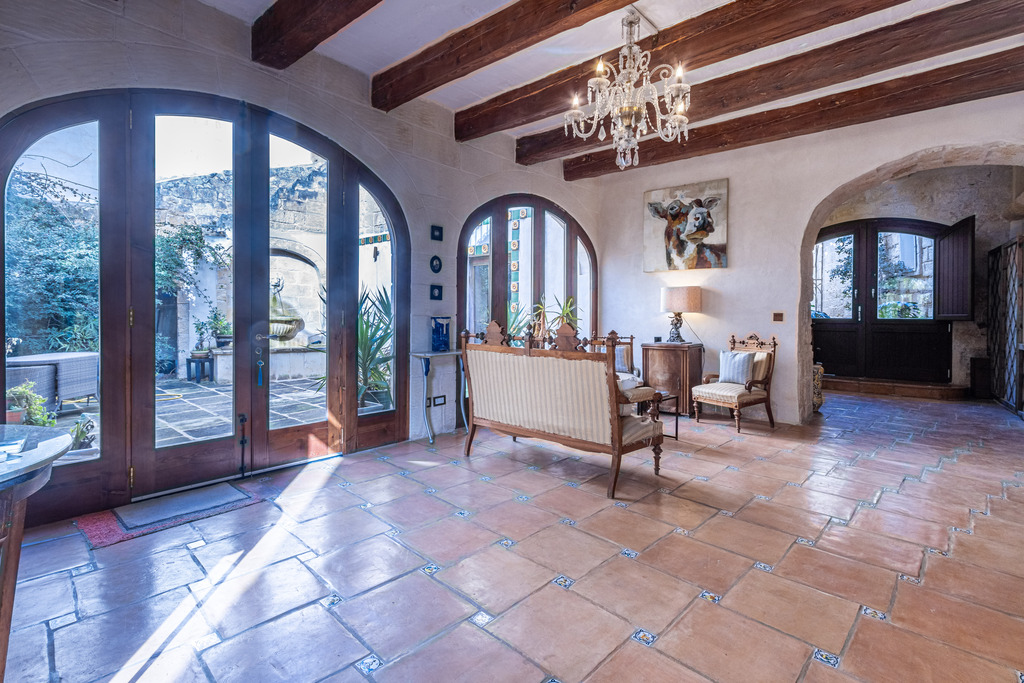 Birkirkara-house-of-character-for-sale-christies-malta