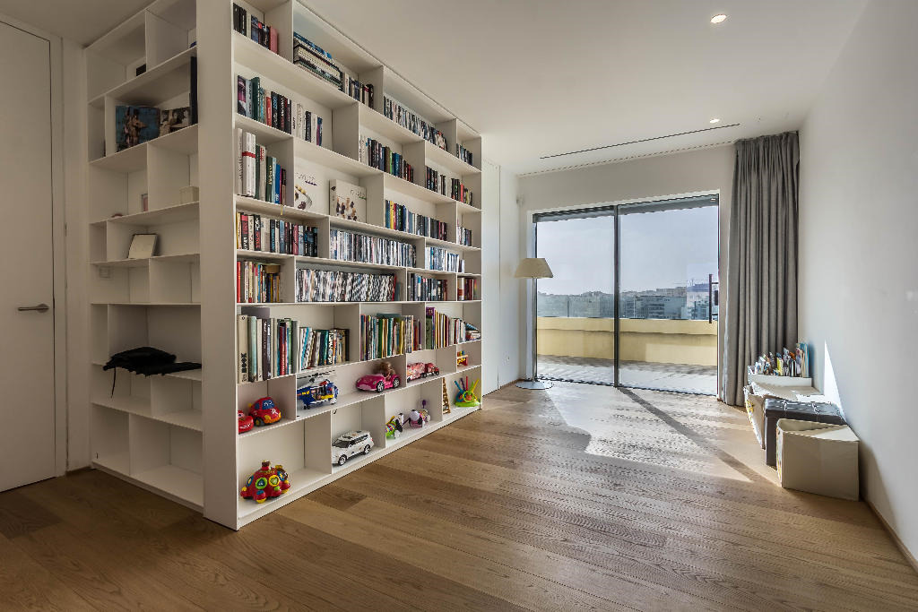 Portomaso Luxurious Finish Penthouse's Image 19