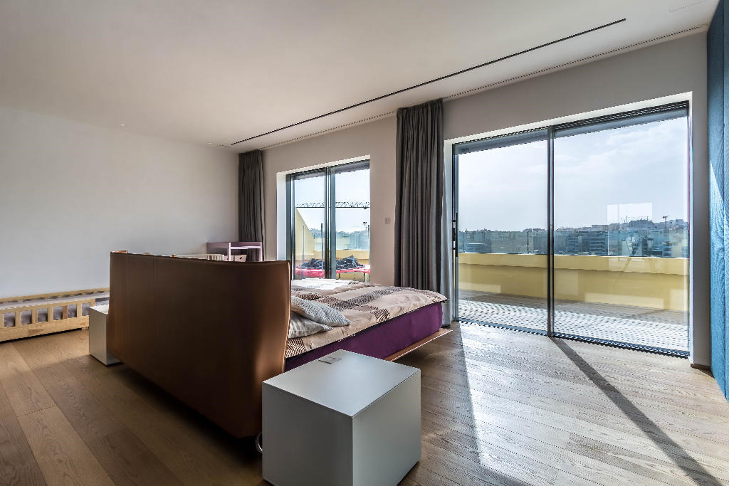 Portomaso Luxurious Finish Penthouse's Image 18