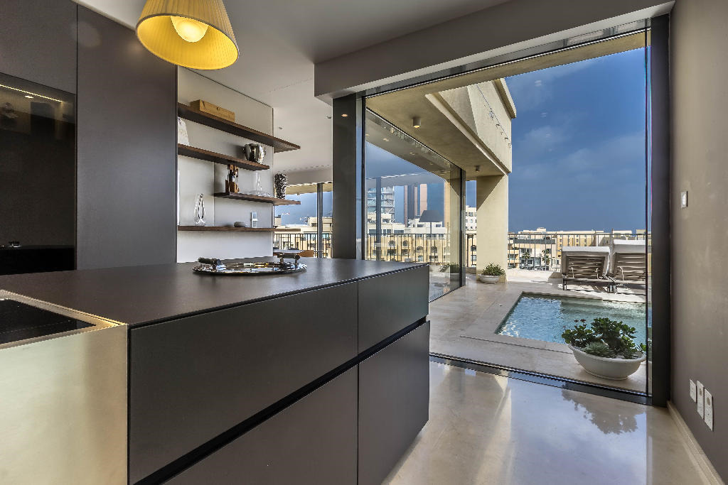 Portomaso Luxurious Finish Penthouse's Image 9