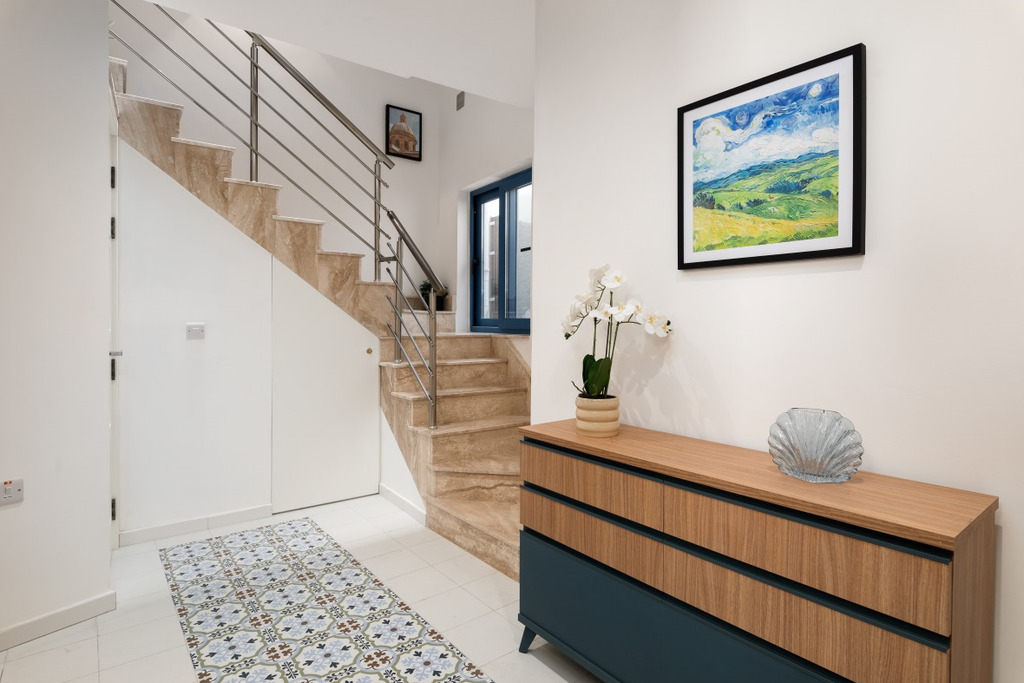 Naxxar Furnished House of Character's Image 4