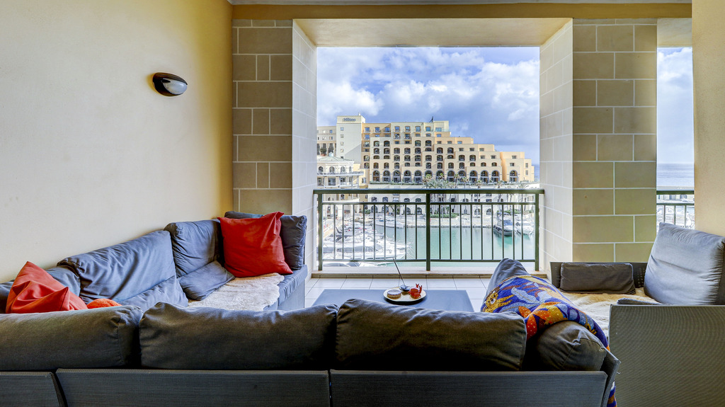Portomaso-buying property-in-malta-christies-malta
