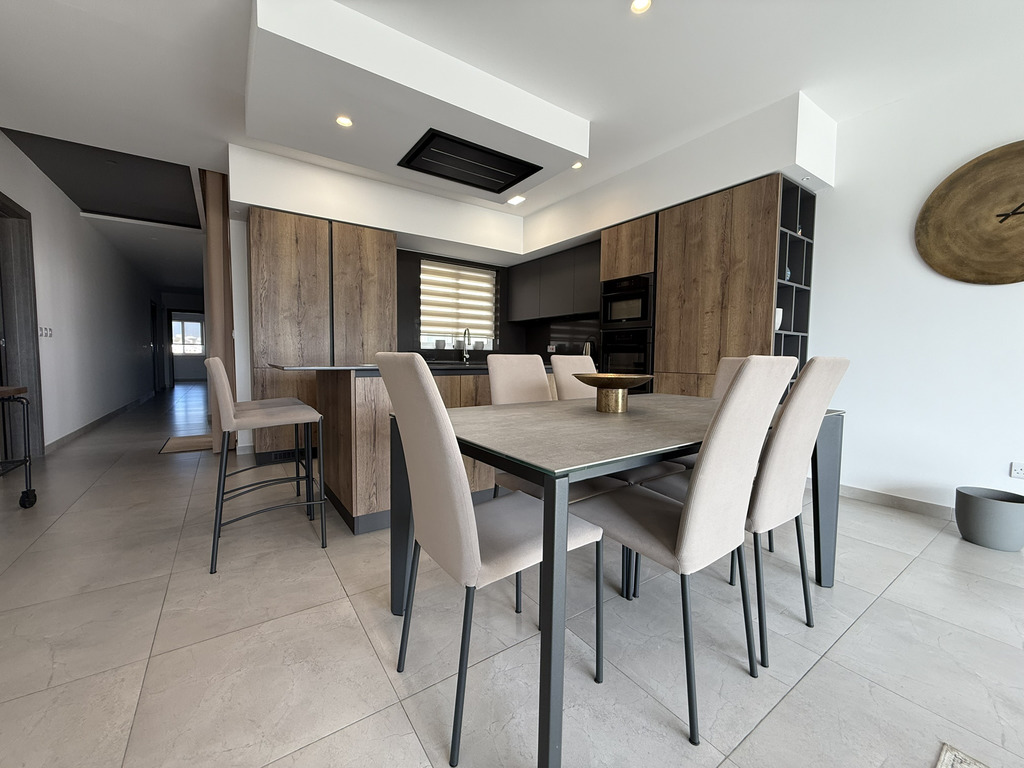 Gharghur-2-bedroom-penthouse-to-let-christies-malta