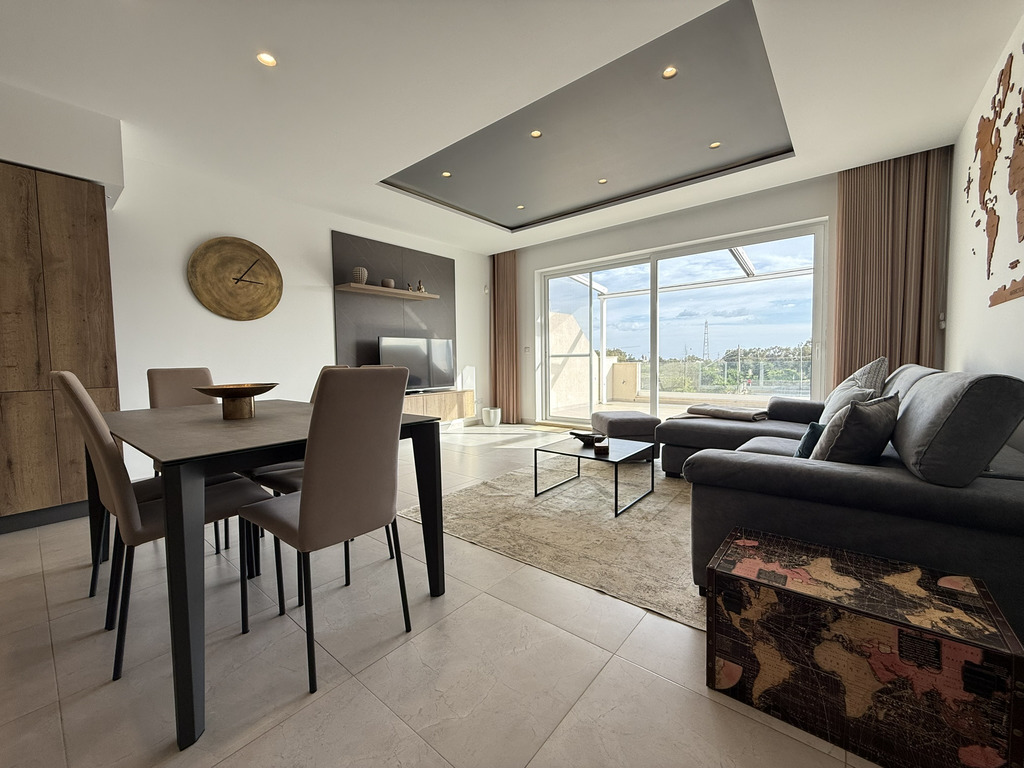 Gharghur-penthouse-to-let-christies-malta