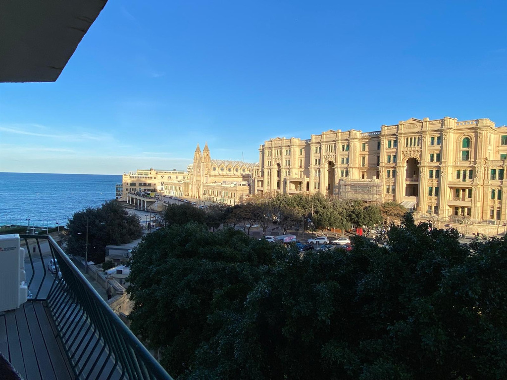 St Julians Furnished Apartment's Image 15