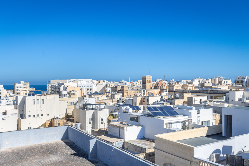 Sliema Furnished Town House's Image 18