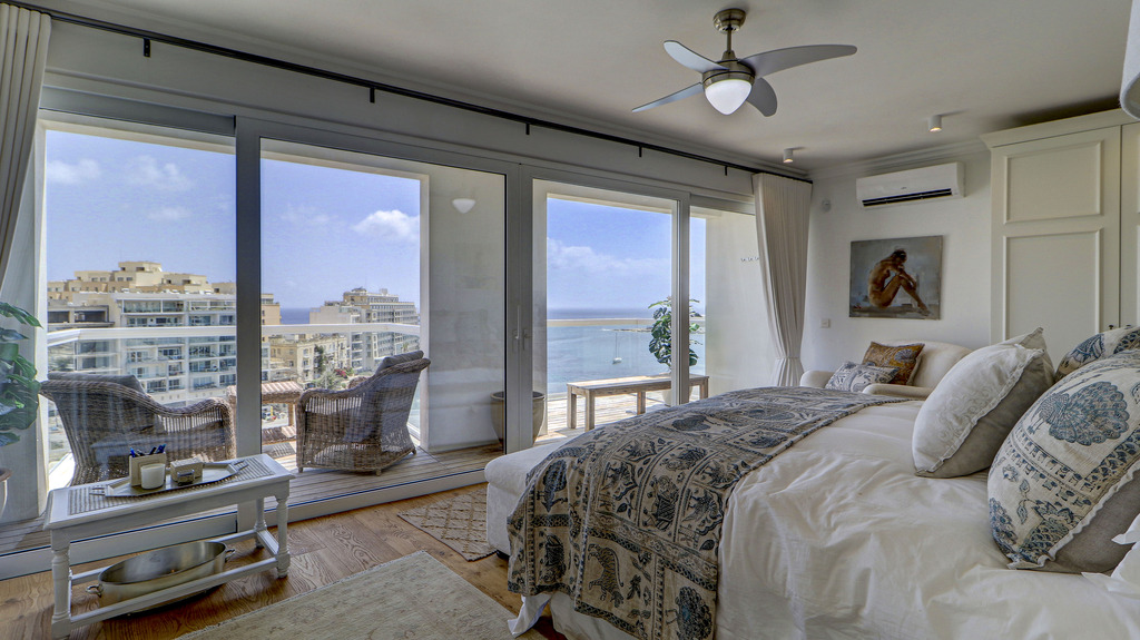 St Julians Seafront Duplex Penthouse's Image 11