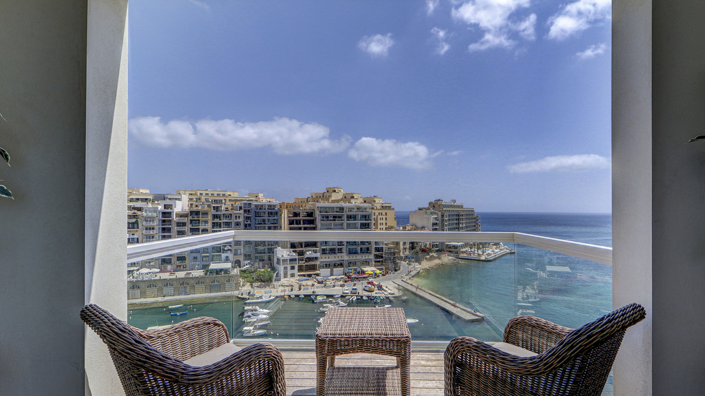 St Julians Seafront Duplex Penthouse's Image 14