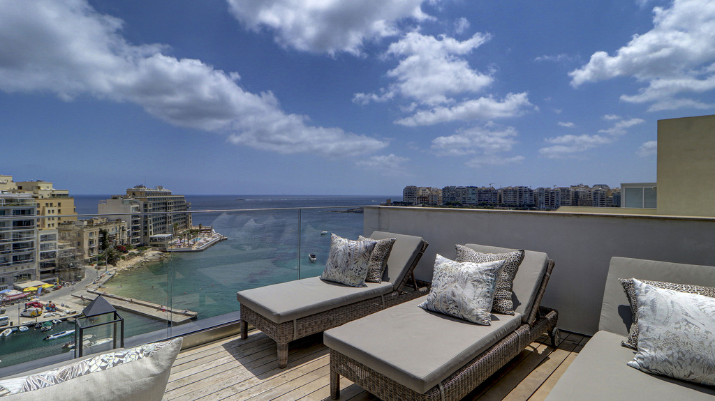 St Julians Seafront Duplex Penthouse's Image 29