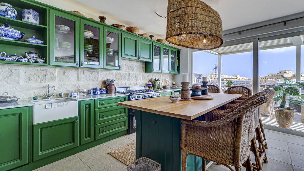 St Julians Seafront Duplex Penthouse's Image 7