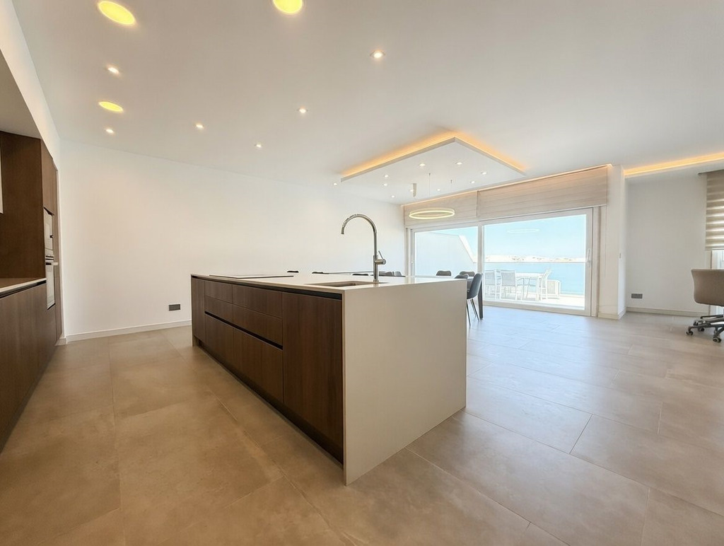 Kappara-furnished-penthouse-to-let-christies-malta