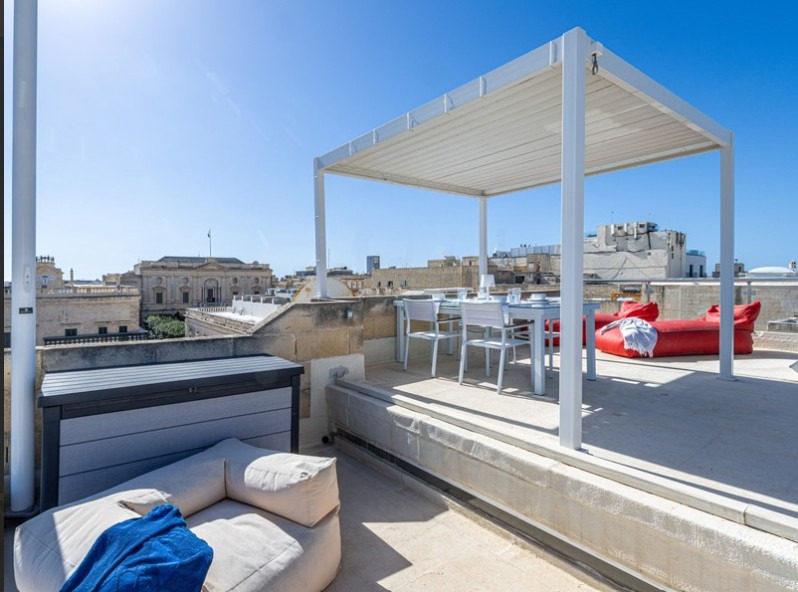 Valletta Finished Duplex Penthouse's Image 3