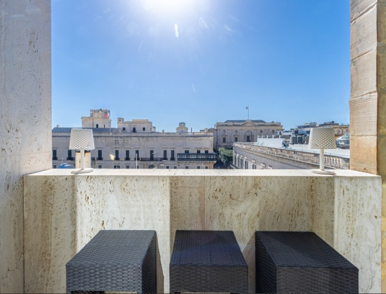 Valletta Finished Duplex Penthouse's Image 12